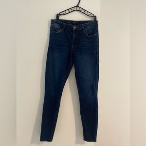 STS Blue Ellie High Rise Ankle Denim. Size 26.